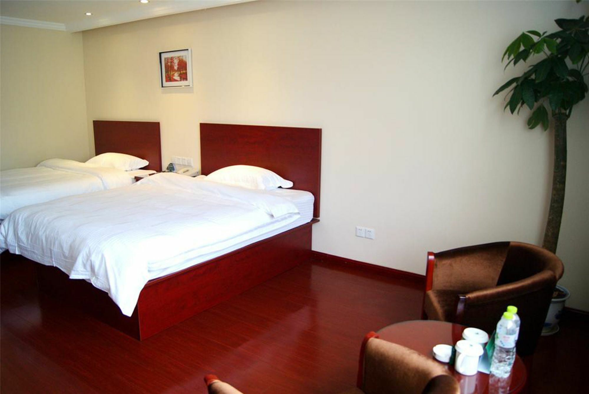 Greentree Jinshan 2* Shanghai